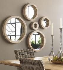 Using Mirrors For The Perfect Home Décor